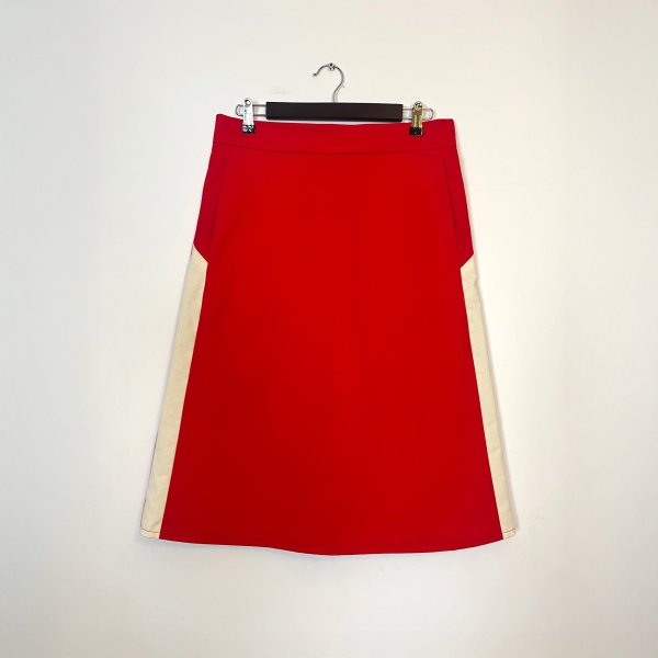 Fire! A pencil skirt starter