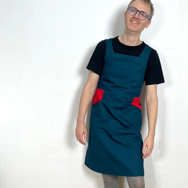 Pinafore dress v1