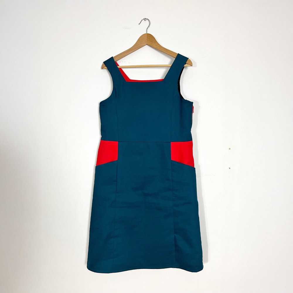 Pinafore dress v1